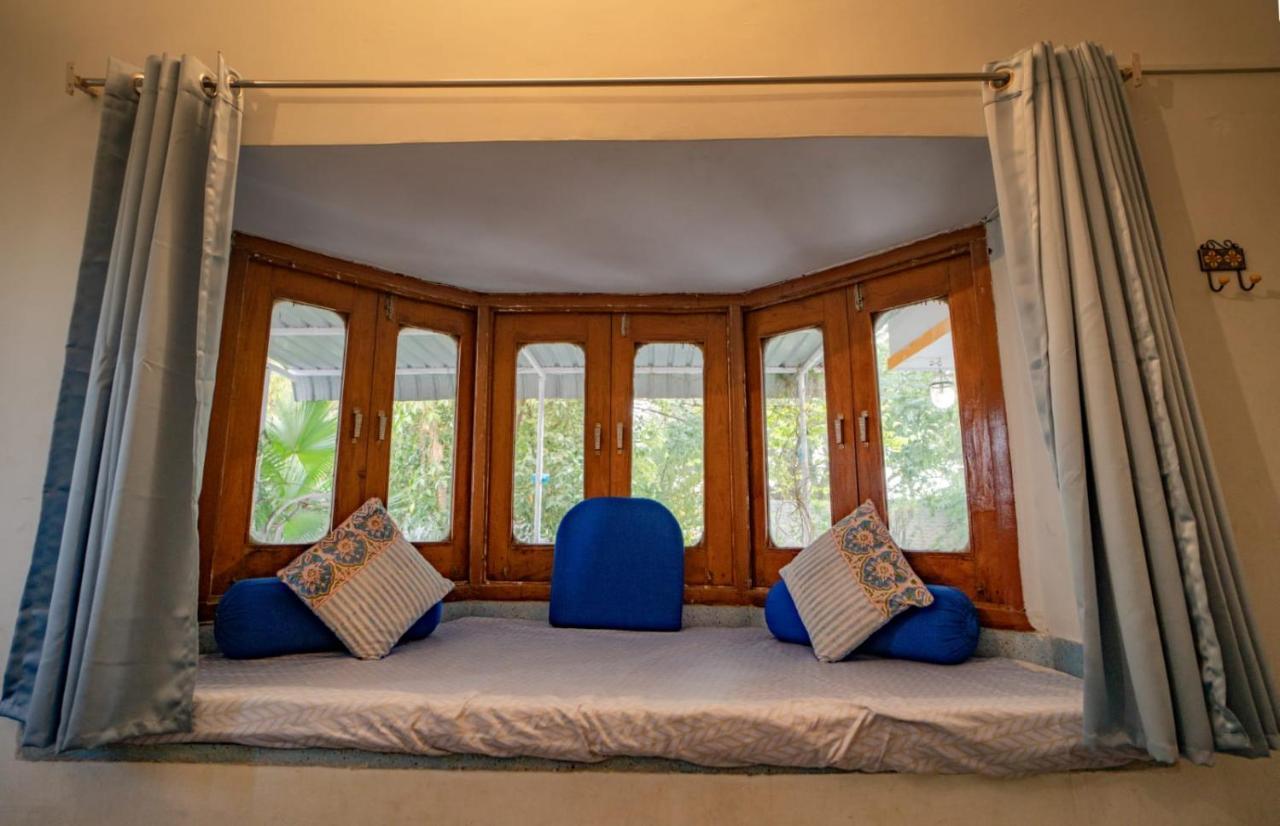 Hotel Ambavgarh Palace อุเดเปอร์ ภายนอก รูปภาพ