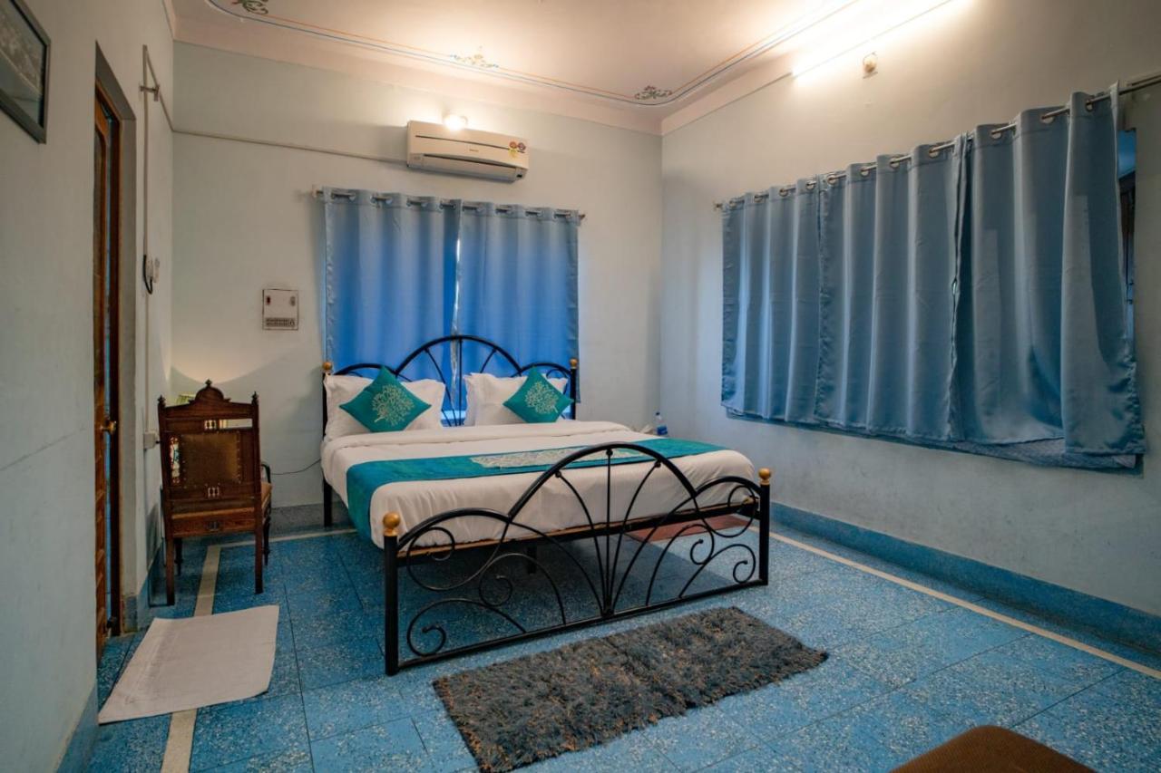 Hotel Ambavgarh Palace อุเดเปอร์ ภายนอก รูปภาพ