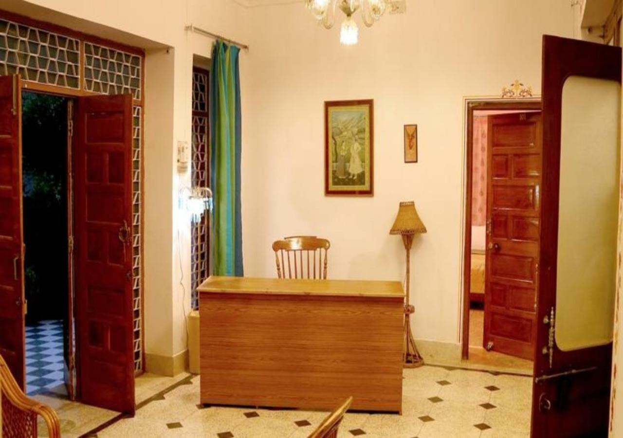 Hotel Ambavgarh Palace อุเดเปอร์ ภายนอก รูปภาพ